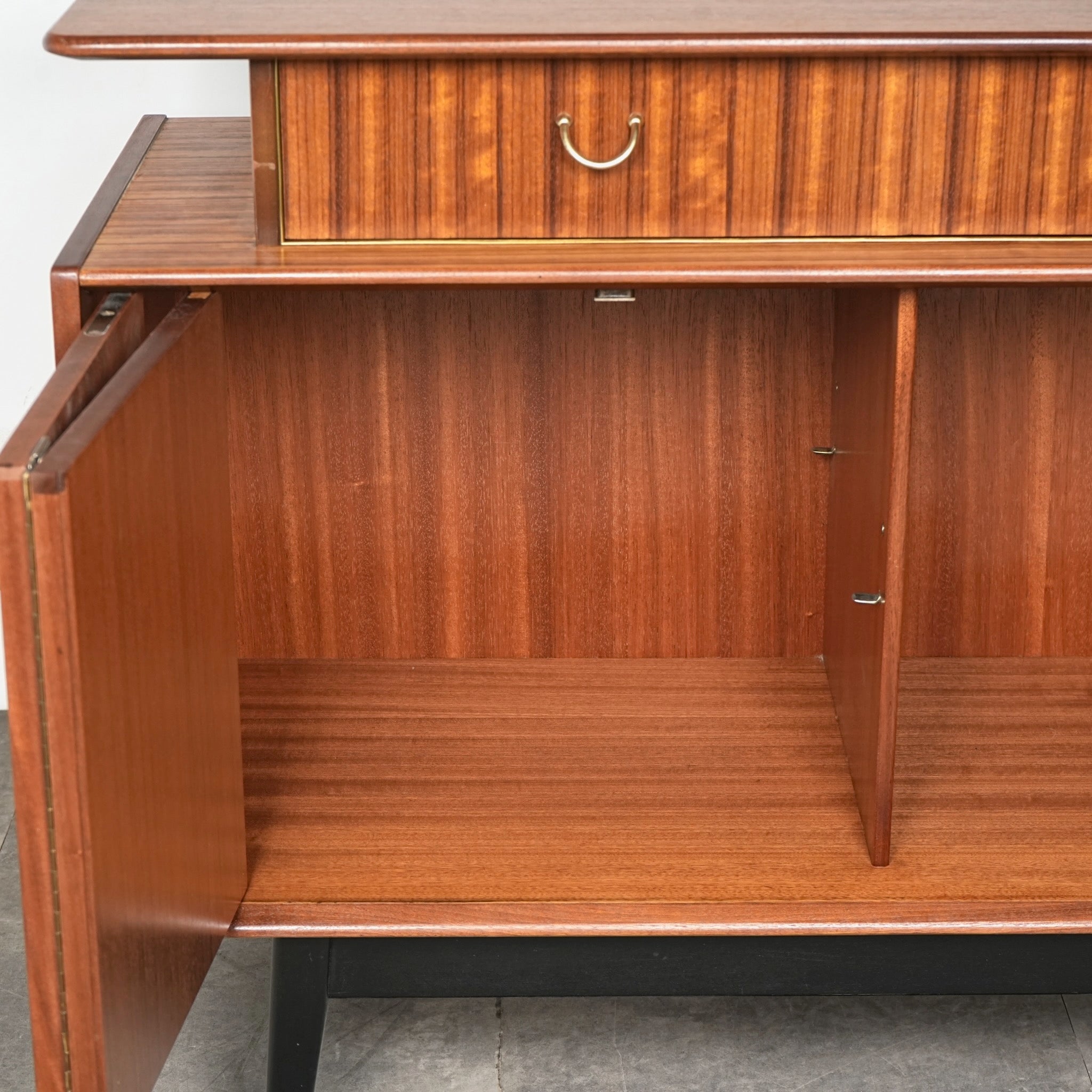 G-PLAN】Tola&Black サイドボード – TIME HYPE