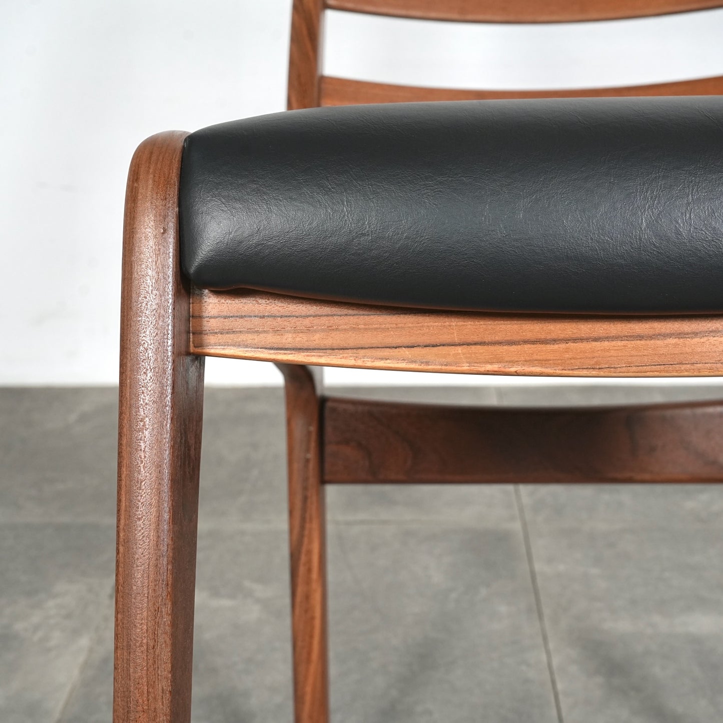 【G-PLAN】ラダーバックチェア【張替済】