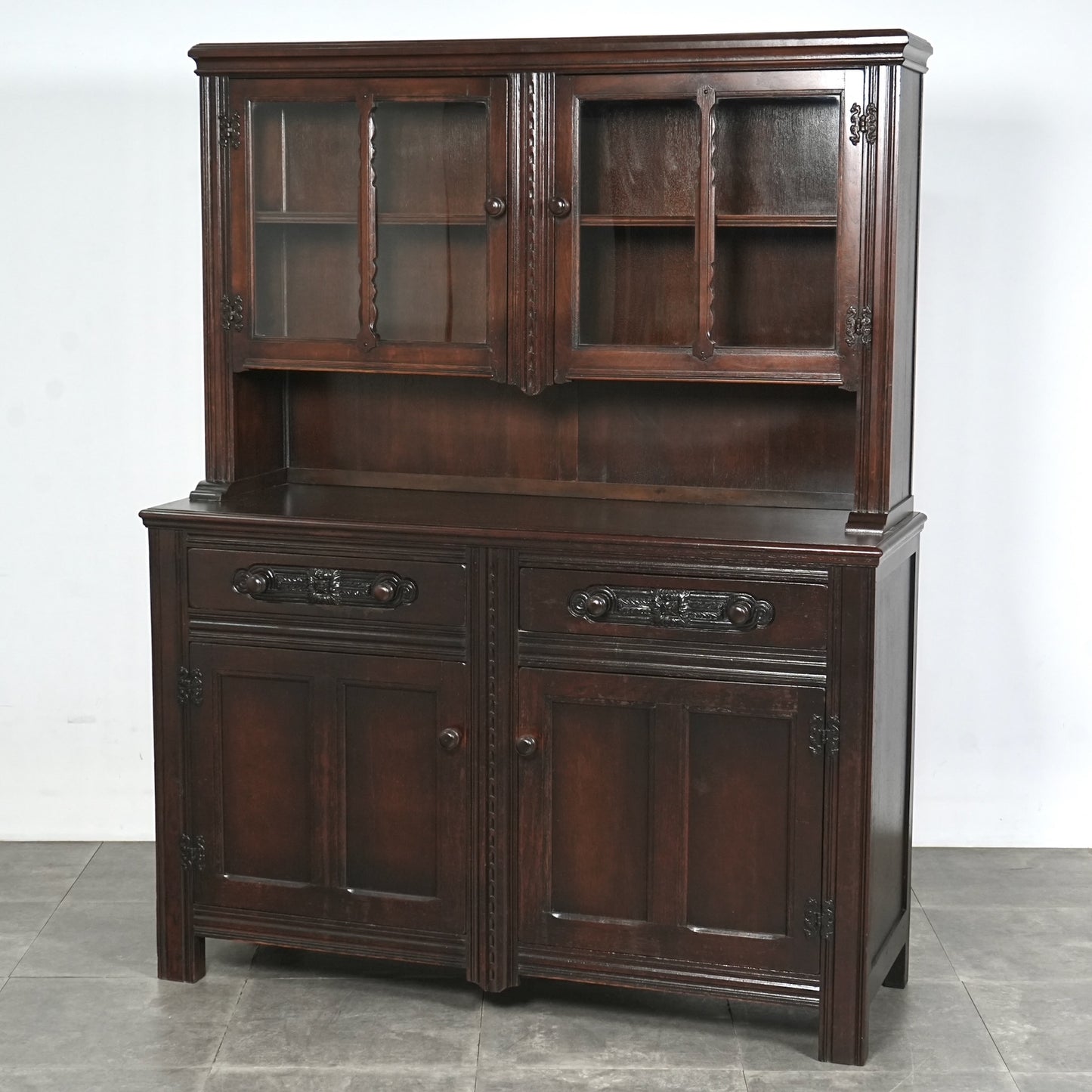 英国クラシック ヴィンテージ ガラスキャビネット