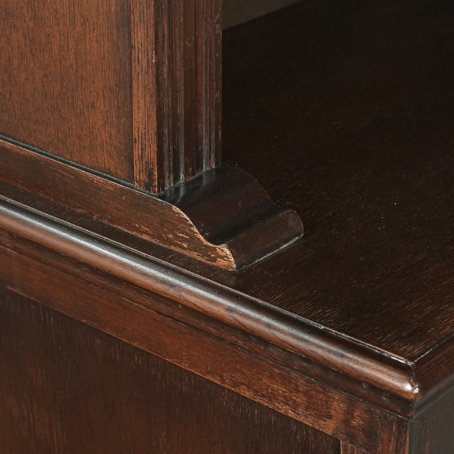 英国クラシック ヴィンテージ ガラスキャビネット