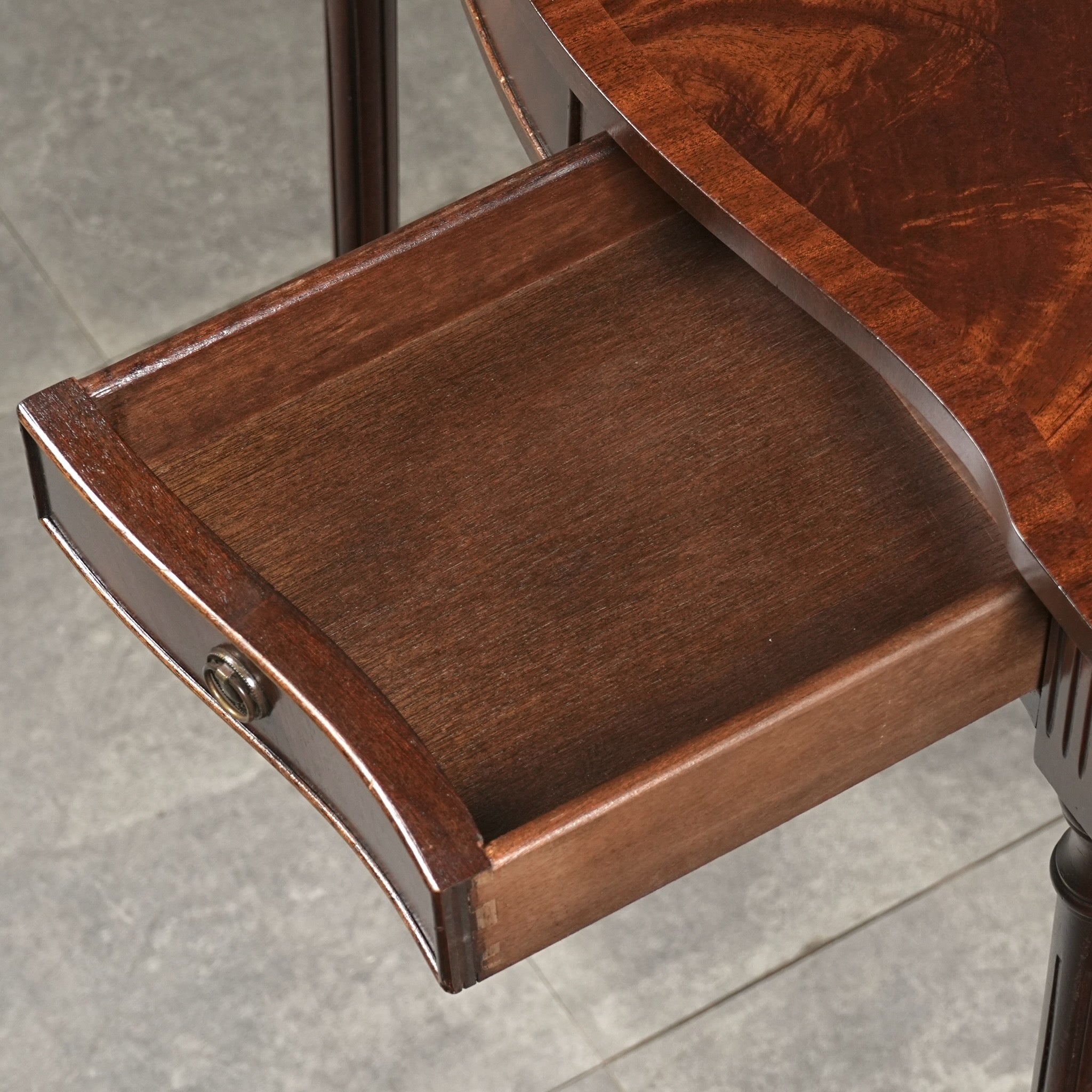 Bevan Funnell / Reprodux】ヴィンテージ コンソールテーブル – TIME HYPE