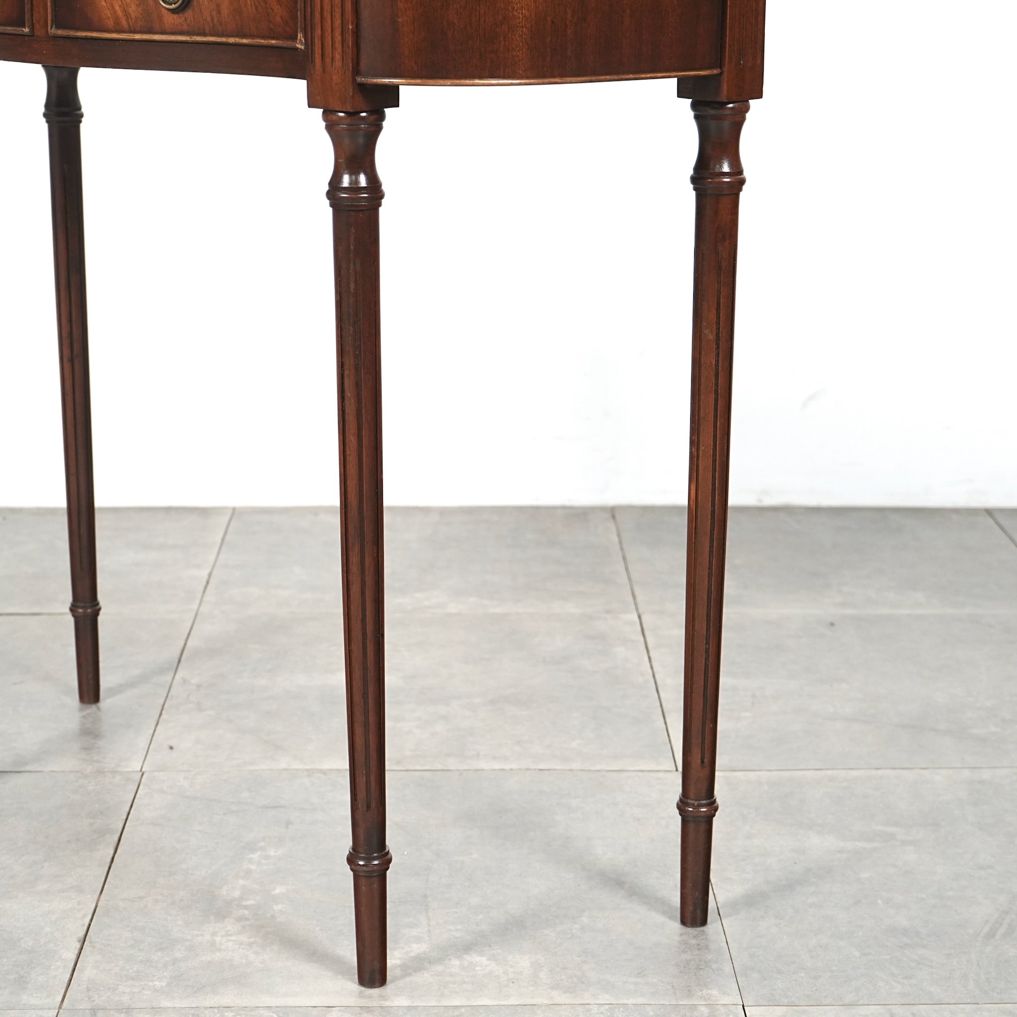 Bevan Funnell Reprodux 半円コンソールテーブル Bevan Funnell / Reprodux】ヴィンテージ コンソールテーブル – TIME HYPE