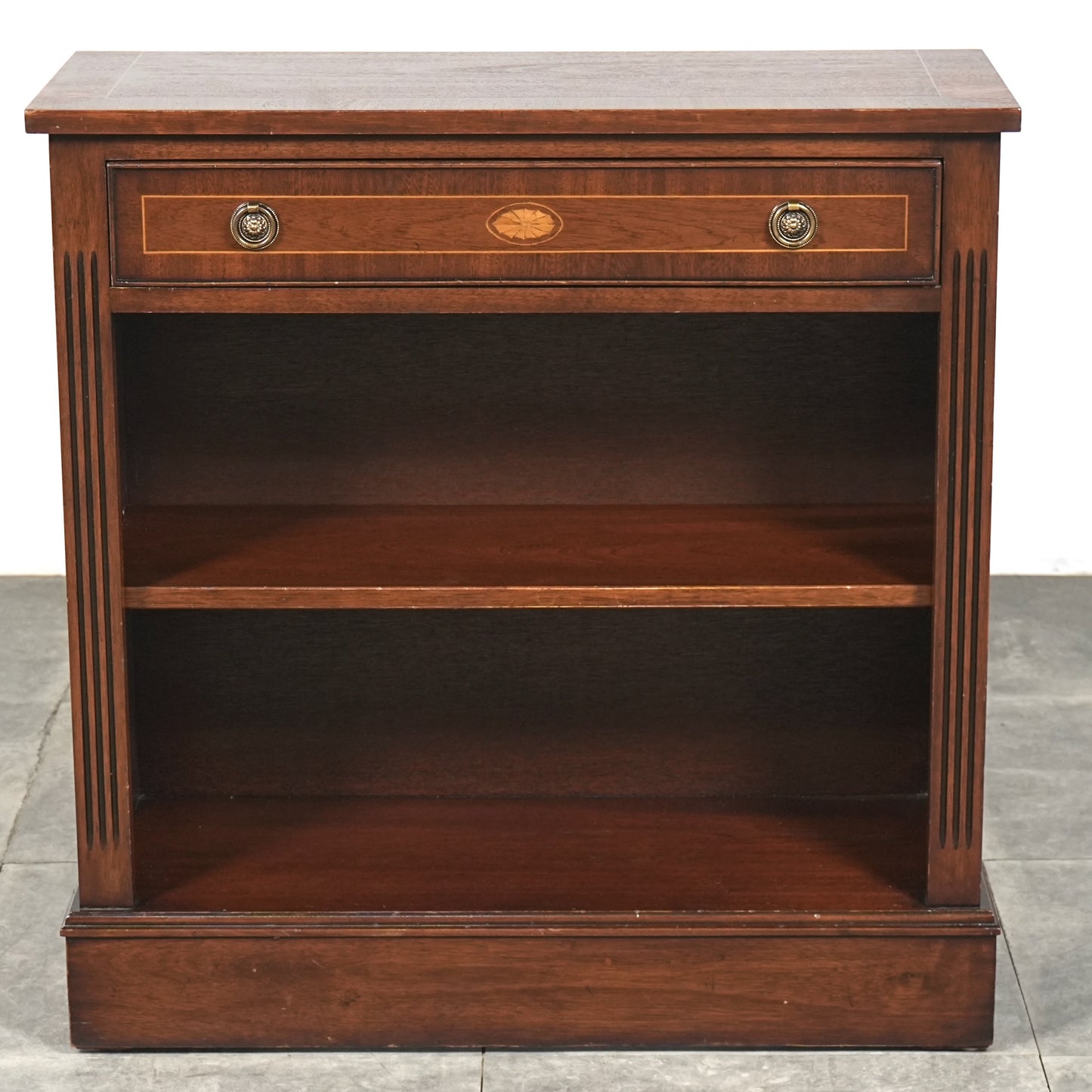 英国クラシック ヴィンテージ キャビネット