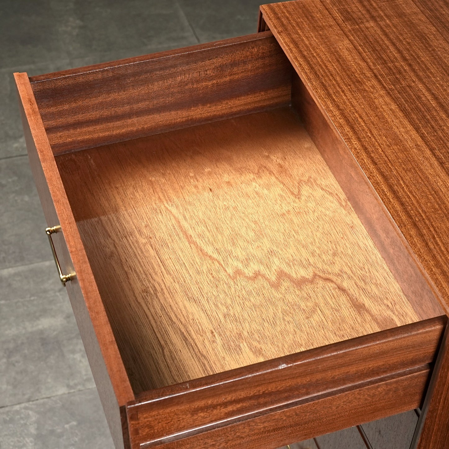 【Meredew】ヴィンテージ ハイチェスト