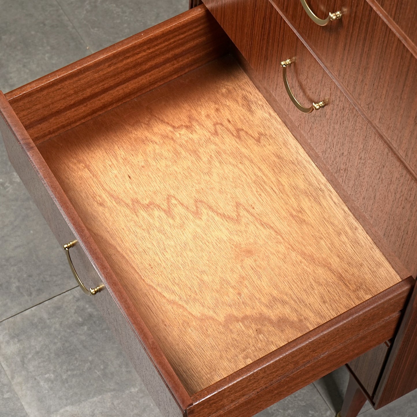 【Meredew】ヴィンテージ ハイチェスト