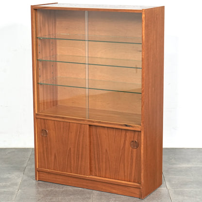 イギリスヴィンテージ ガラスキャビネット