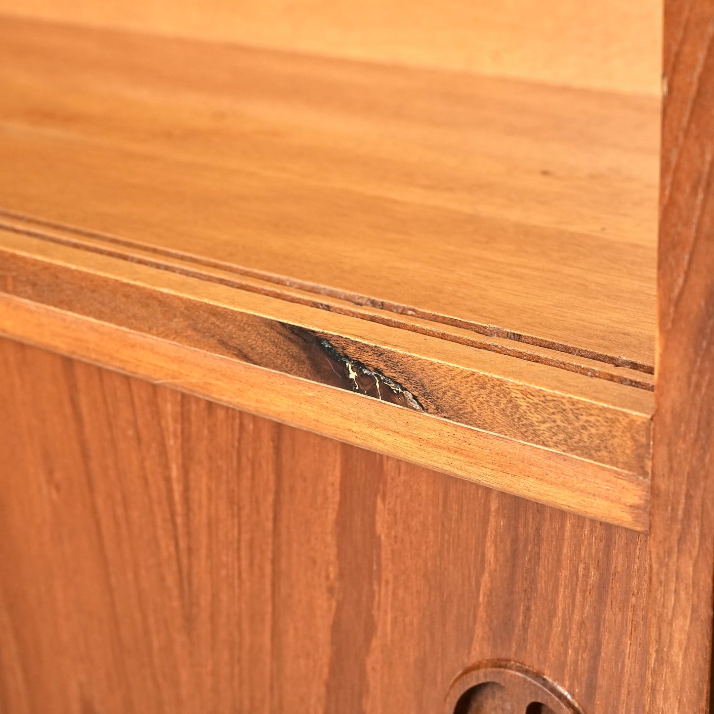 イギリスヴィンテージ ガラスキャビネット