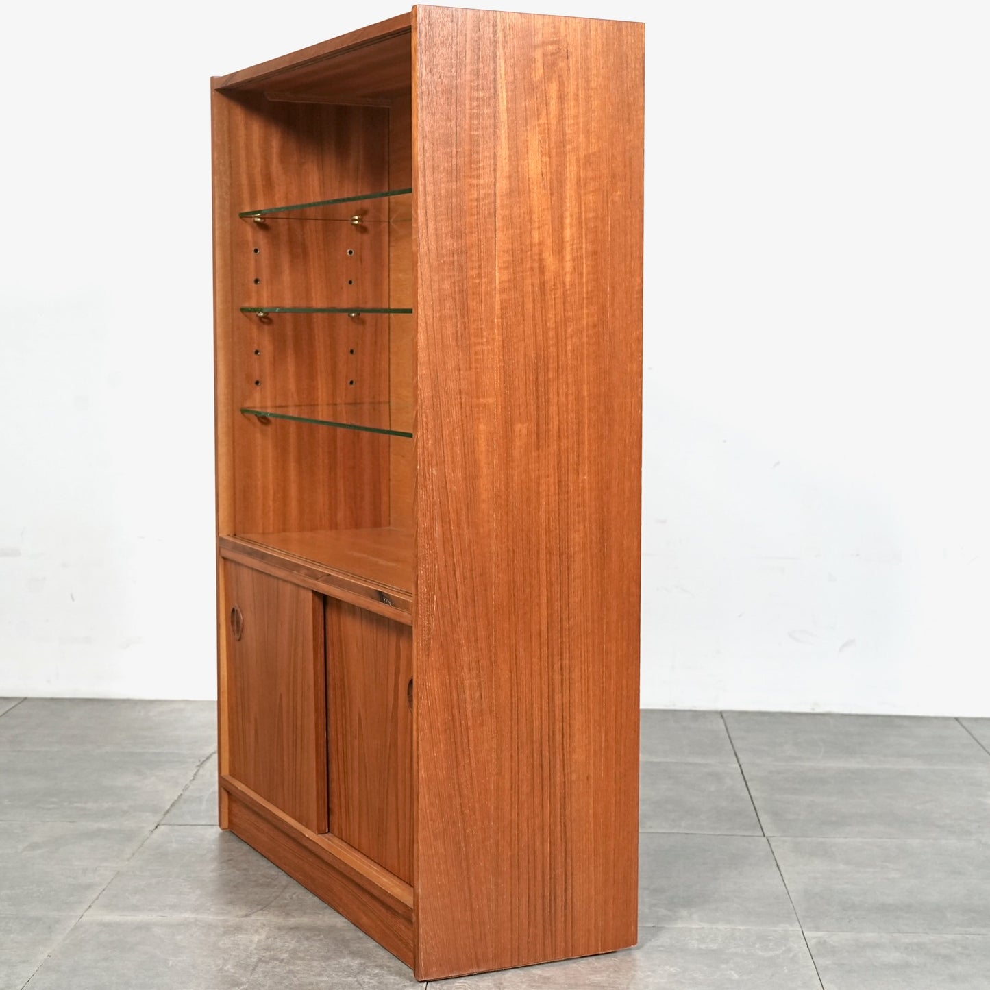 イギリスヴィンテージ ガラスキャビネット