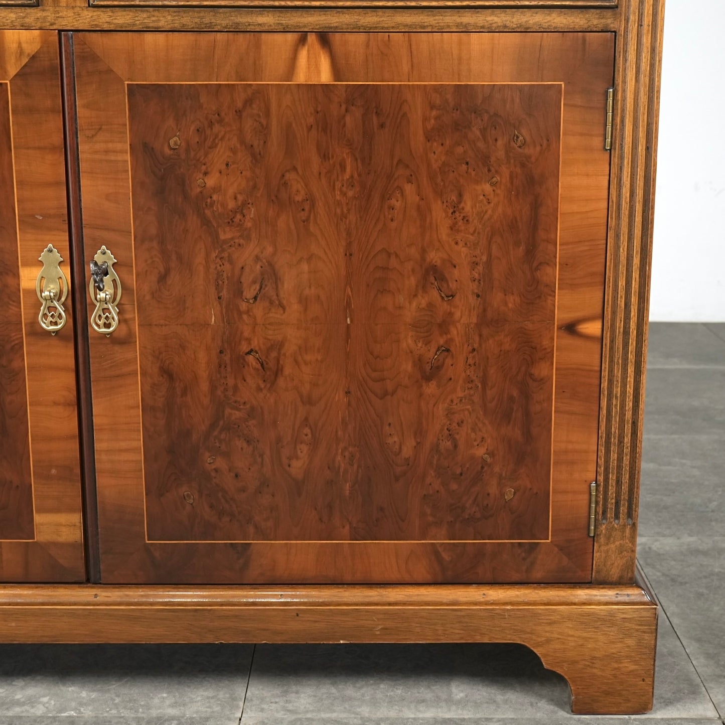 英国クラシック ヴィンテージ キャビネット