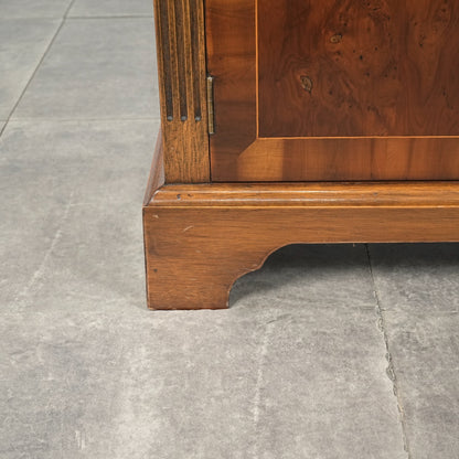 英国クラシック ヴィンテージ キャビネット