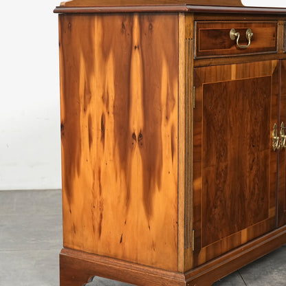 英国クラシック ヴィンテージ キャビネット