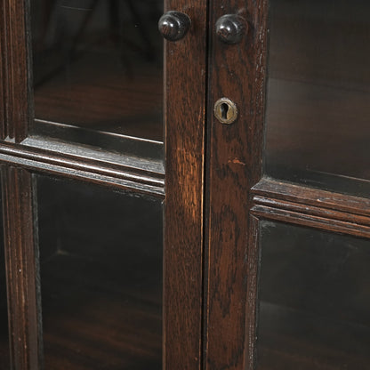 英国クラシック ヴィンテージ ガラスキャビネット