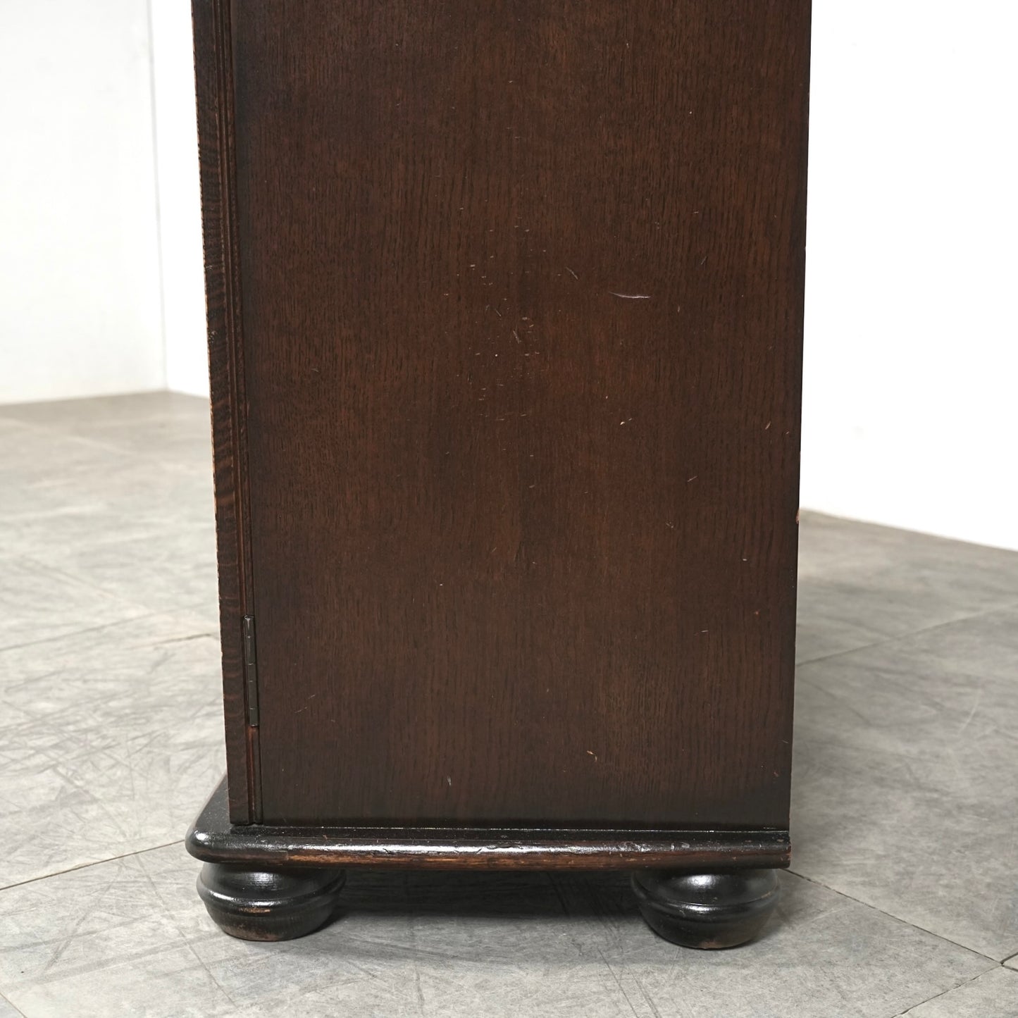 英国クラシック ヴィンテージ ガラスキャビネット