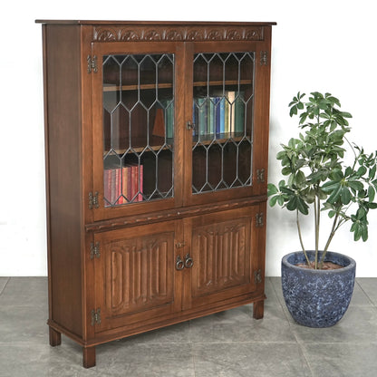 【JAYCEE FURNITURE】ヴィンテージ ガラスキャビネット