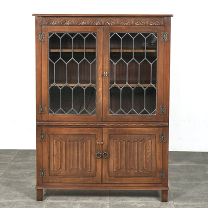 【JAYCEE FURNITURE】ヴィンテージ ガラスキャビネット