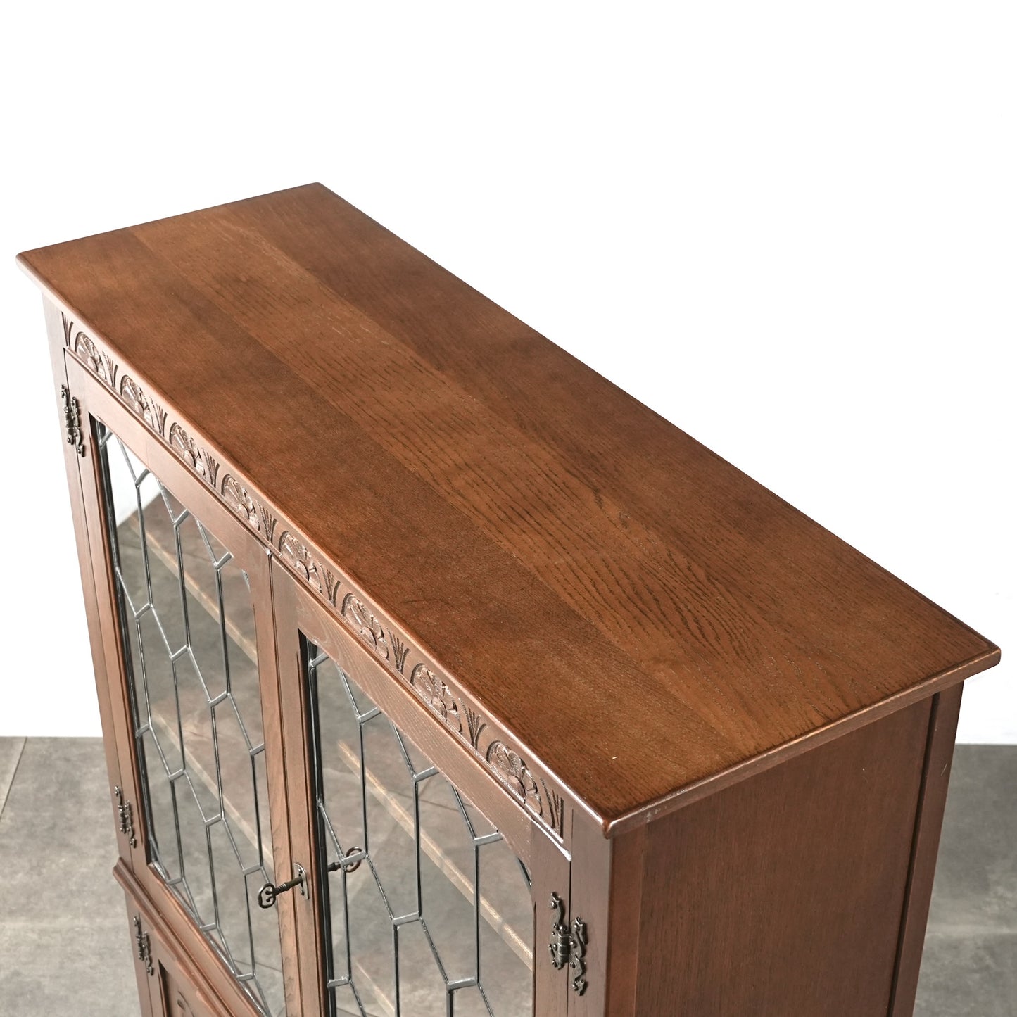 【JAYCEE FURNITURE】ヴィンテージ ガラスキャビネット