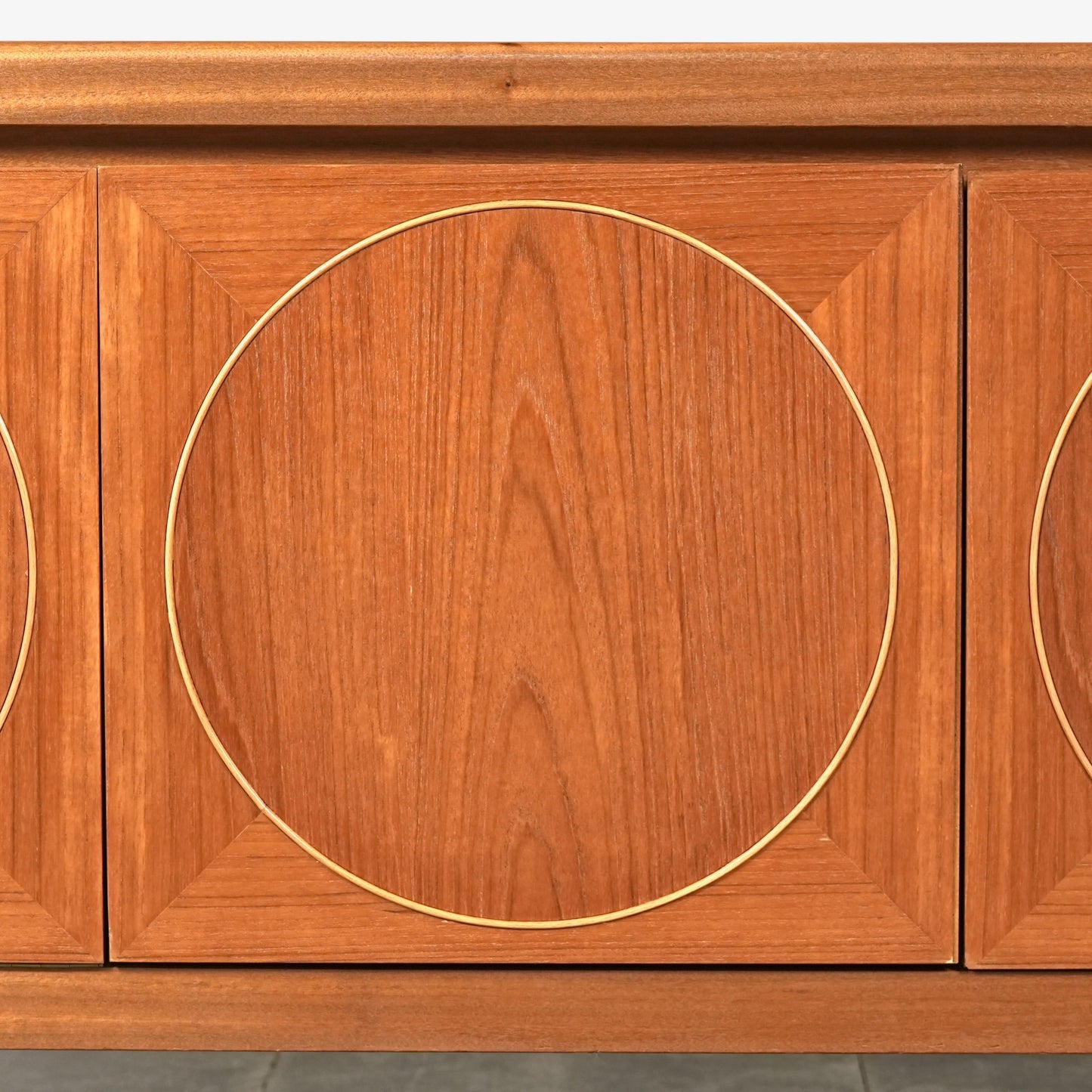 【NATHAN】ヴィンテージ サークルサイドボード