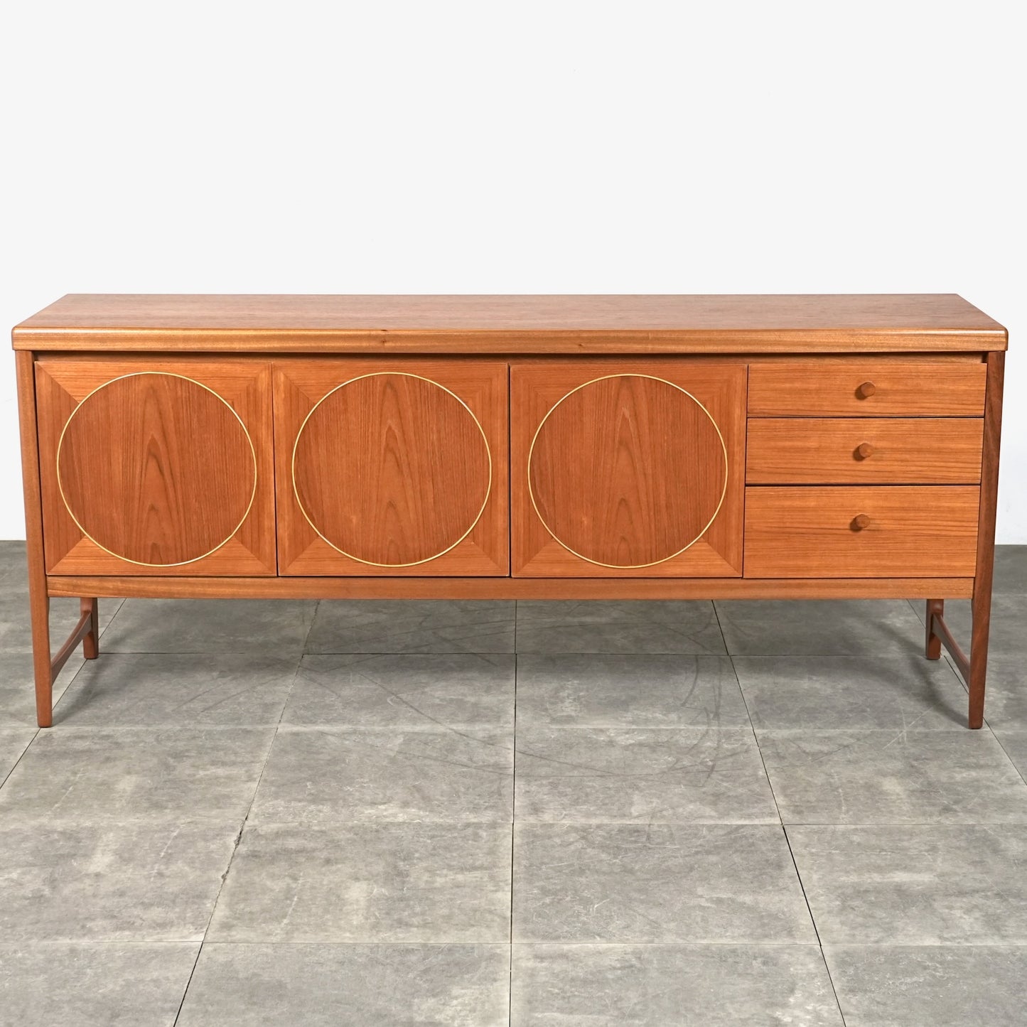 【NATHAN】ヴィンテージ サークルサイドボード