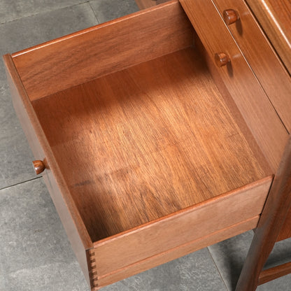 【NATHAN】ヴィンテージ サークルサイドボード