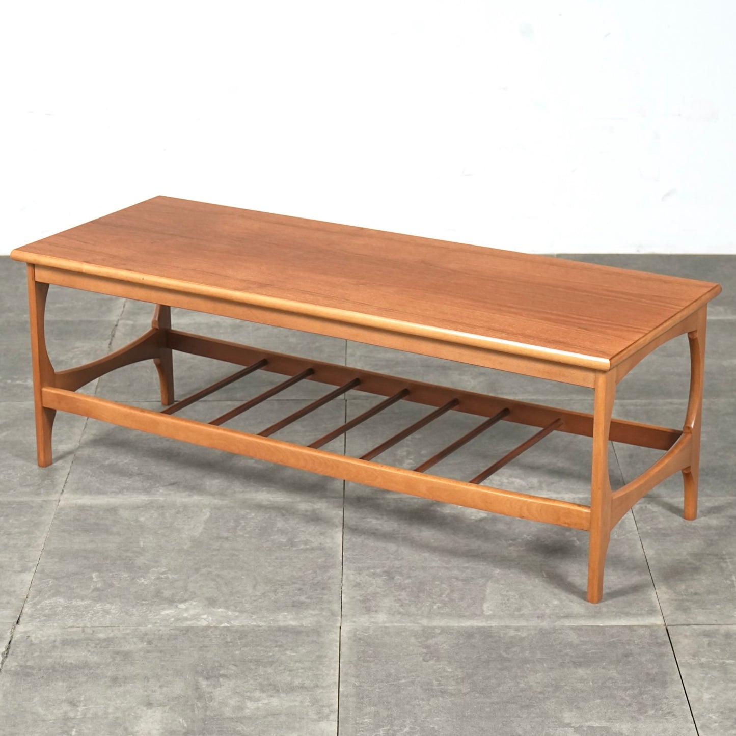 イギリスヴィンテージ ローテーブル