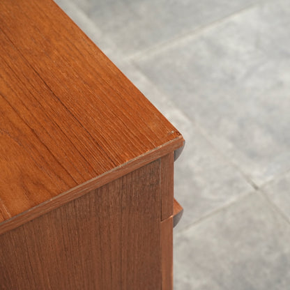 【AVALON】ヴィンテージ サイドボード