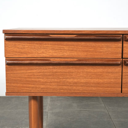 【AVALON】ヴィンテージ サイドボード