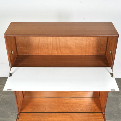 【Turnidge】ヴィンテージ ガラスキャビネット