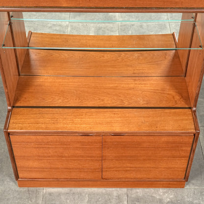 【Turnidge】ヴィンテージ ガラスキャビネット