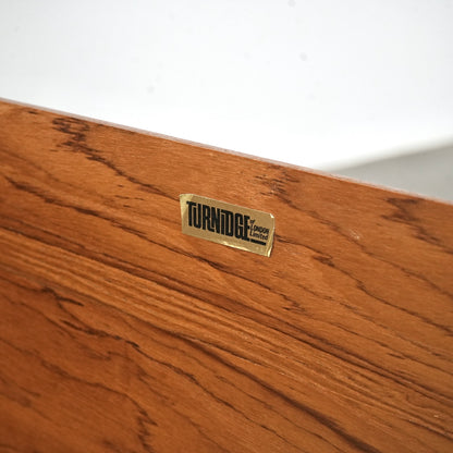 【Turnidge】ヴィンテージ ガラスキャビネット