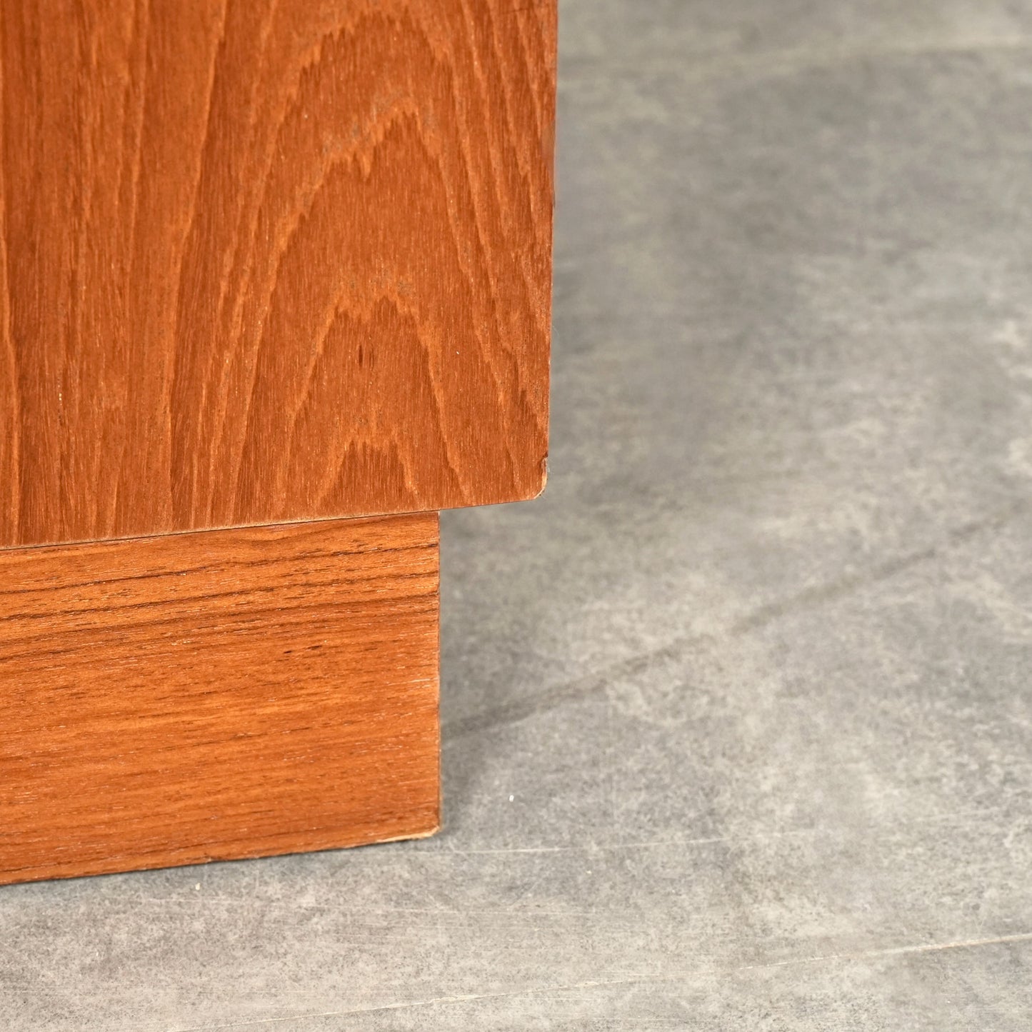 【Turnidge】ヴィンテージ ガラスキャビネット