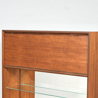 【Turnidge】ヴィンテージ ガラスキャビネット