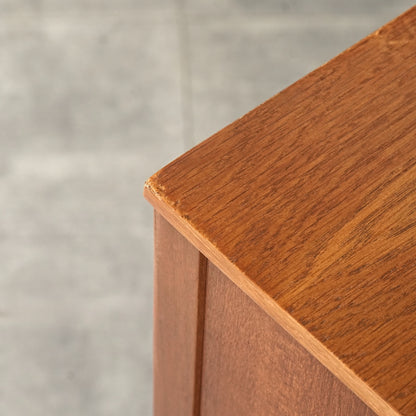 イギリスヴィンテージ ハイチェスト