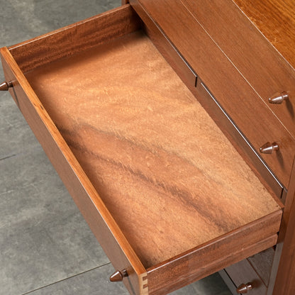 イギリスヴィンテージ ハイチェスト