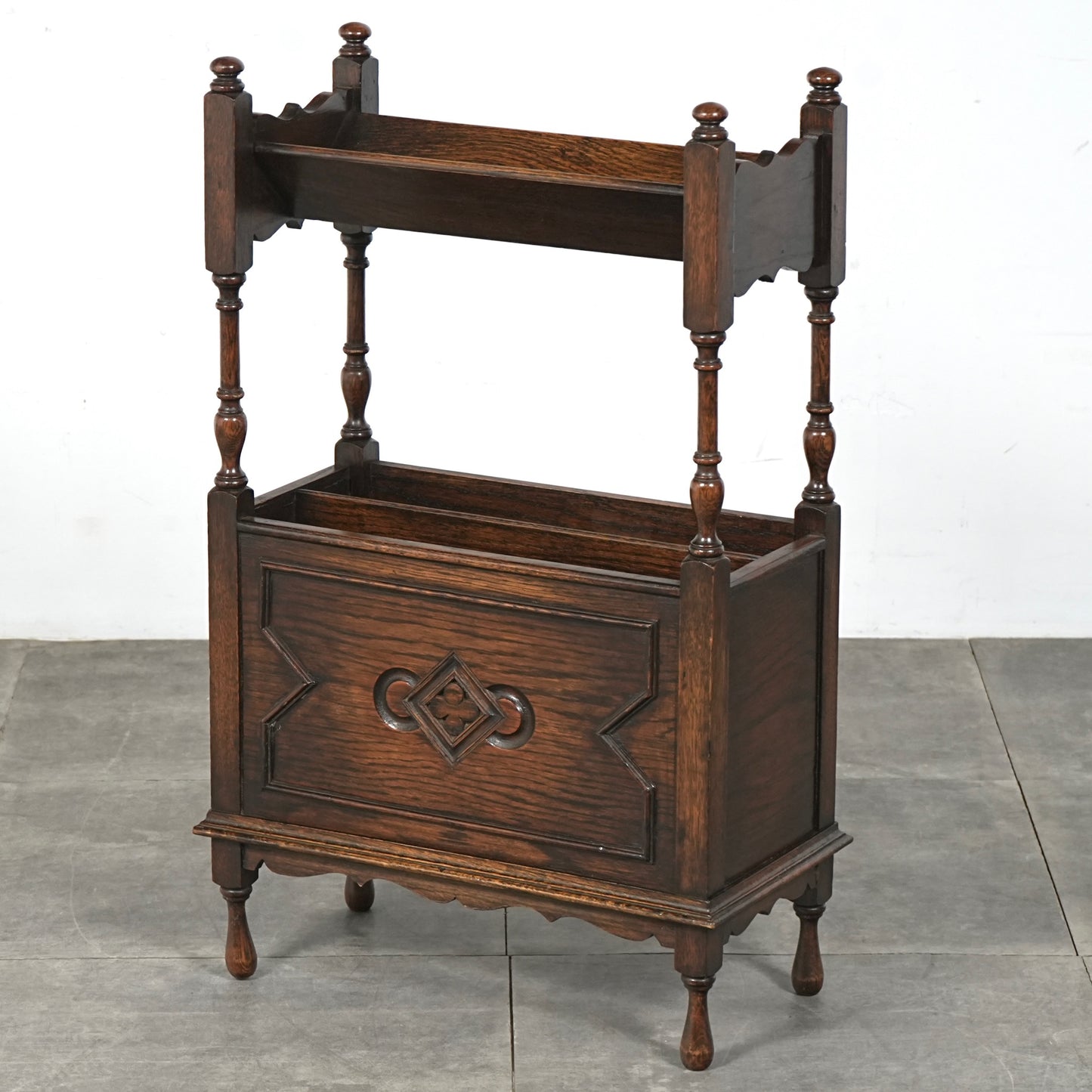 英国アンティーク マガジンラック