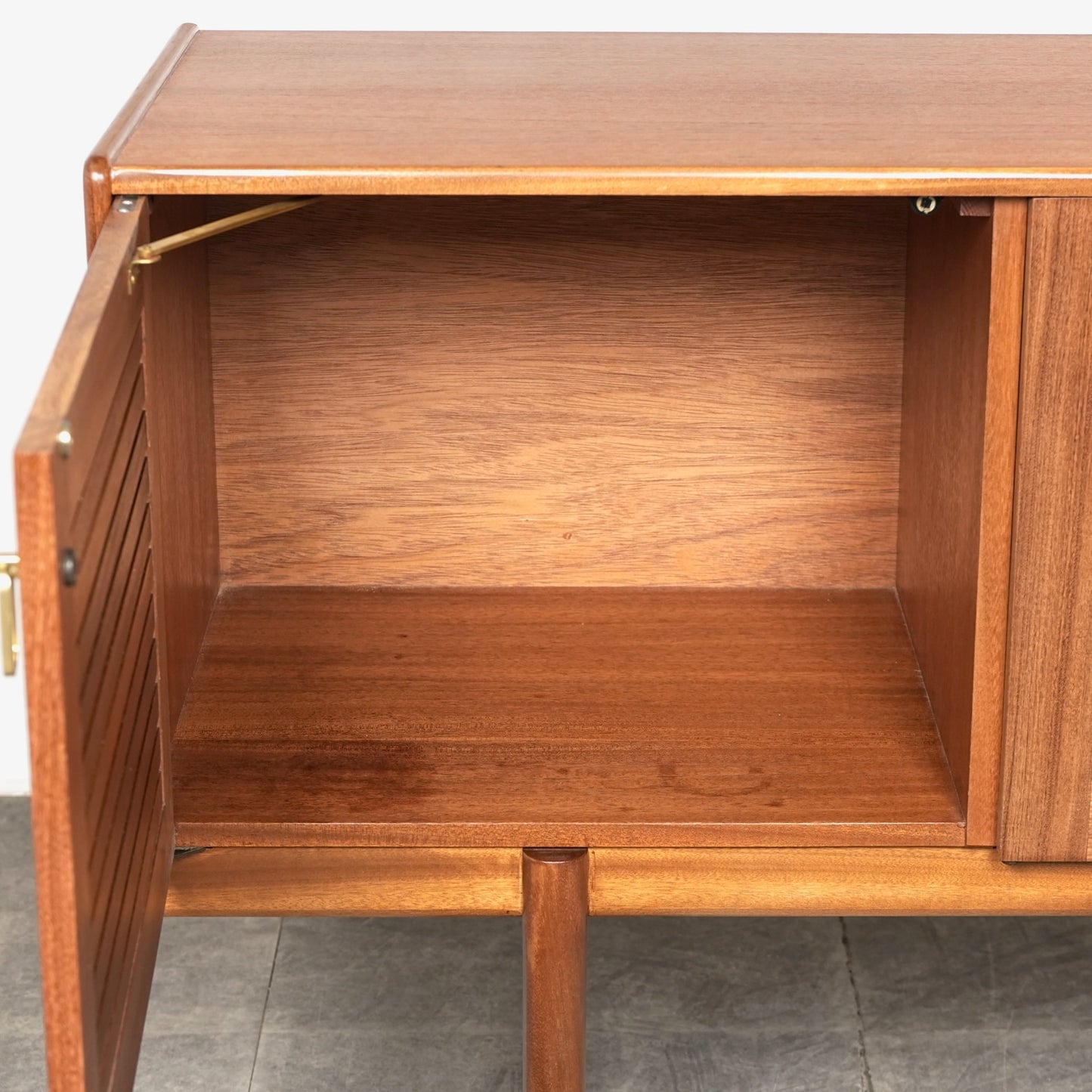 【A.H.McINTOSH】ヴィンテージ サイドボード