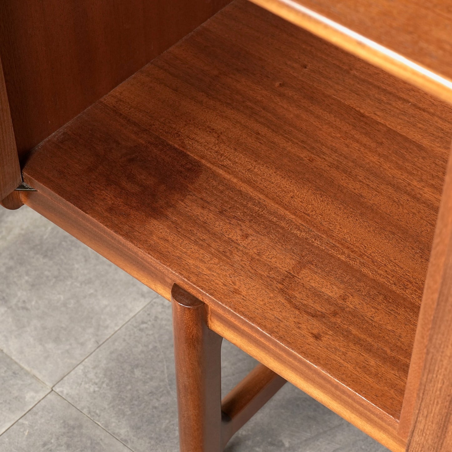 【A.H.McINTOSH】ヴィンテージ サイドボード