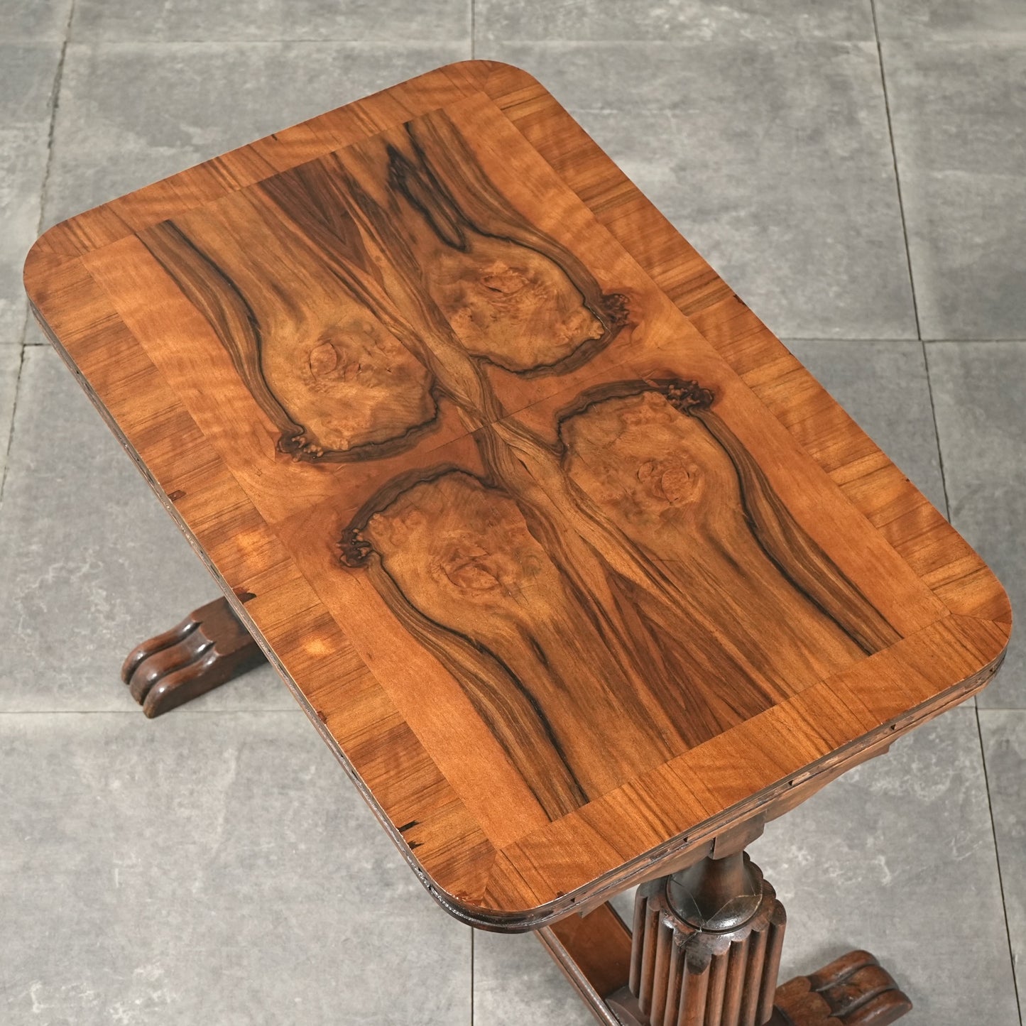 英国アンティーク サイドテーブル