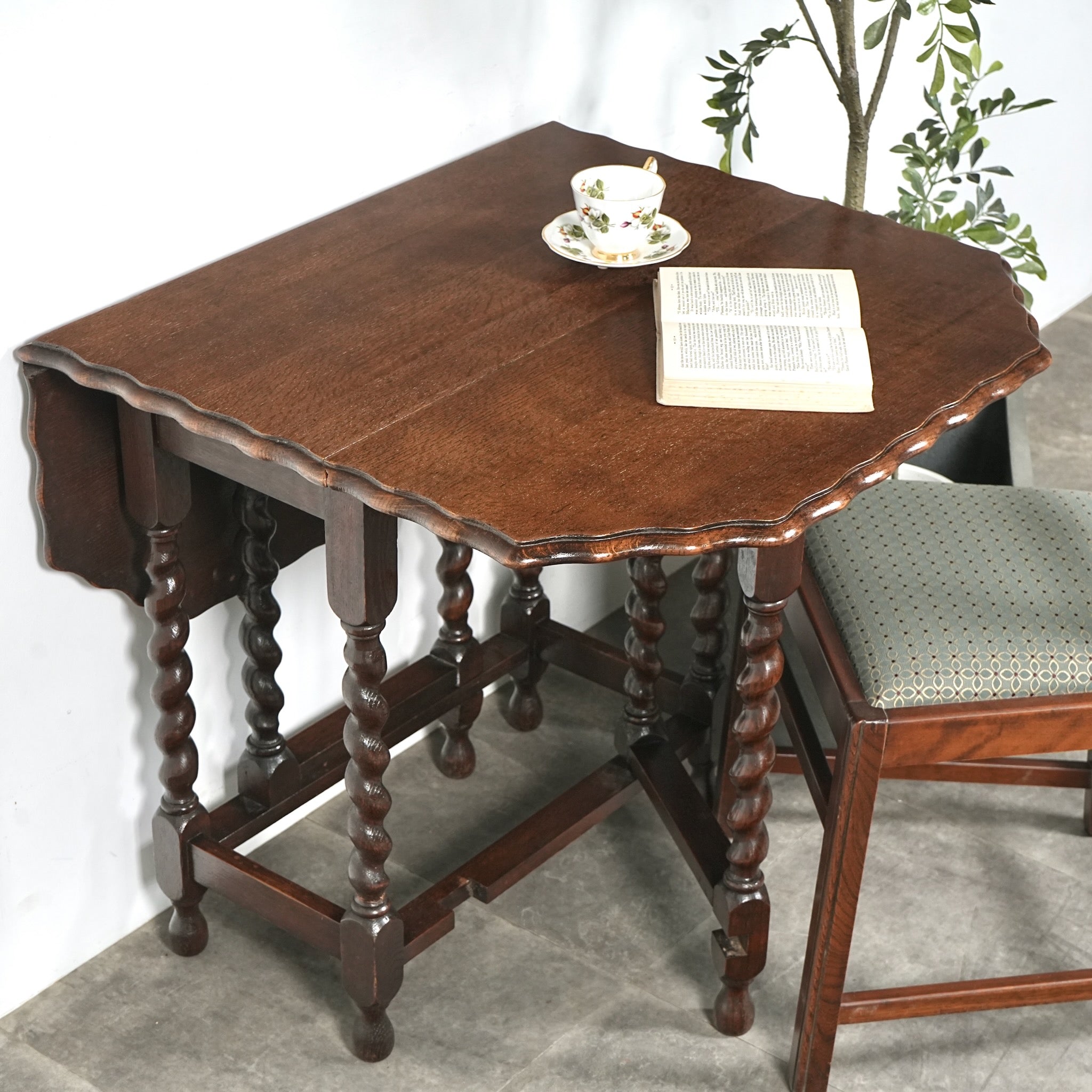 英国ゲートレッグテーブル　ゲートレッグテーブル　英国アンティーク家具 英国アンティーク|ゲートレッグテーブル - Q'S ANTIQUES