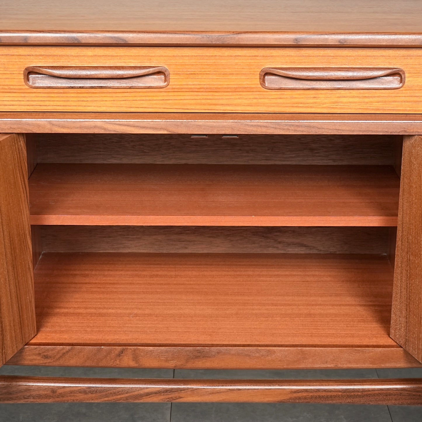 【G-PLAN】Fresco ヴィンテージ サイドボード