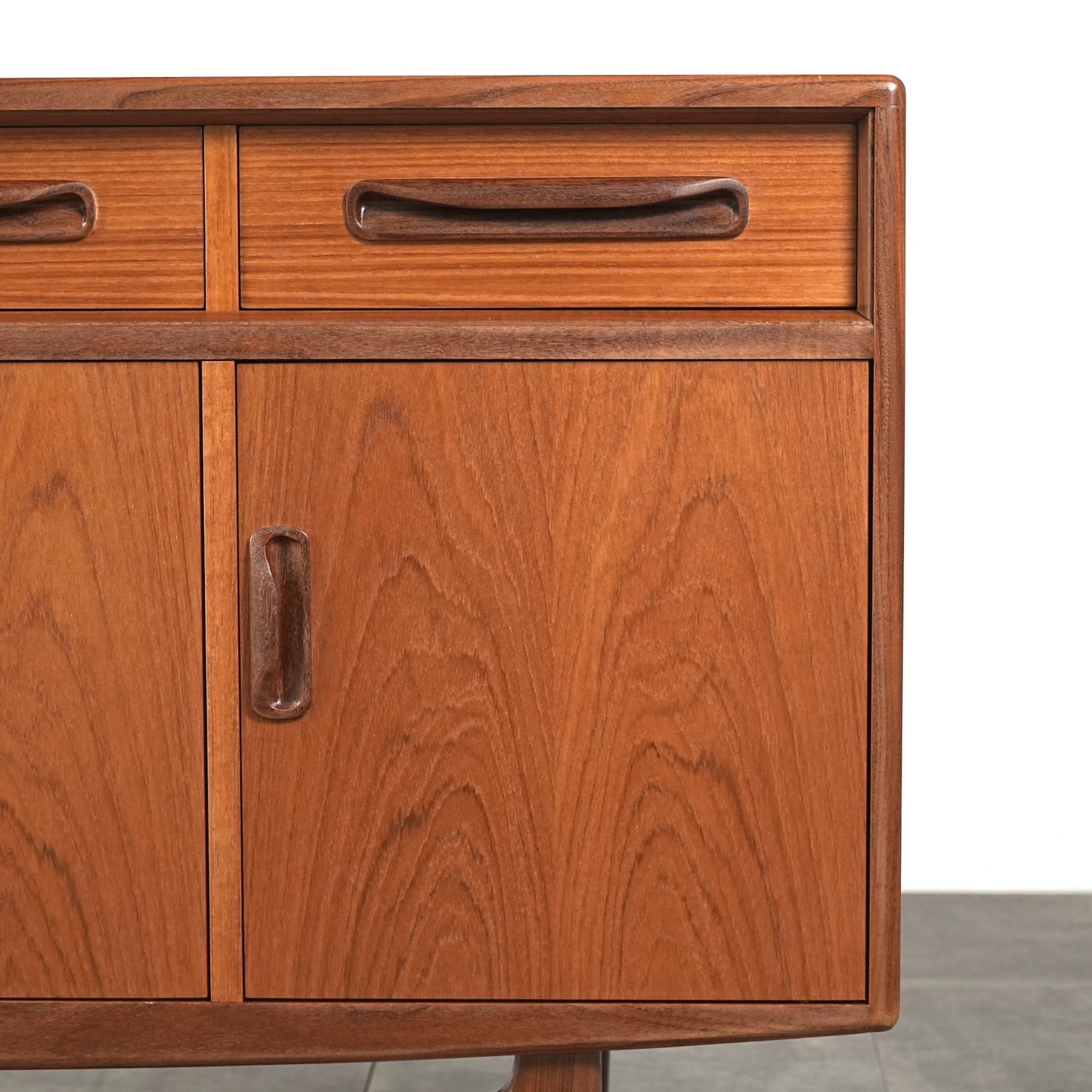 【G-PLAN】Fresco ヴィンテージ サイドボード