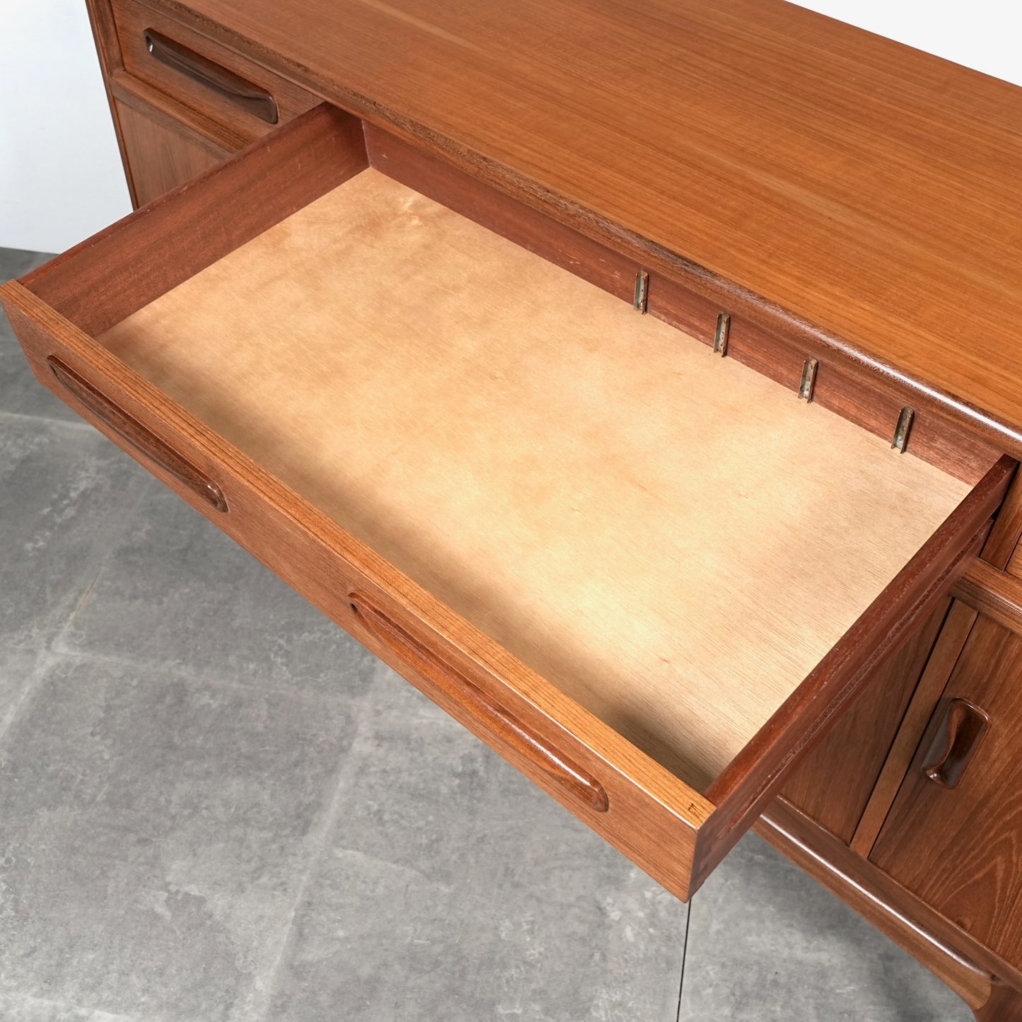 【G-PLAN】Fresco ヴィンテージ サイドボード