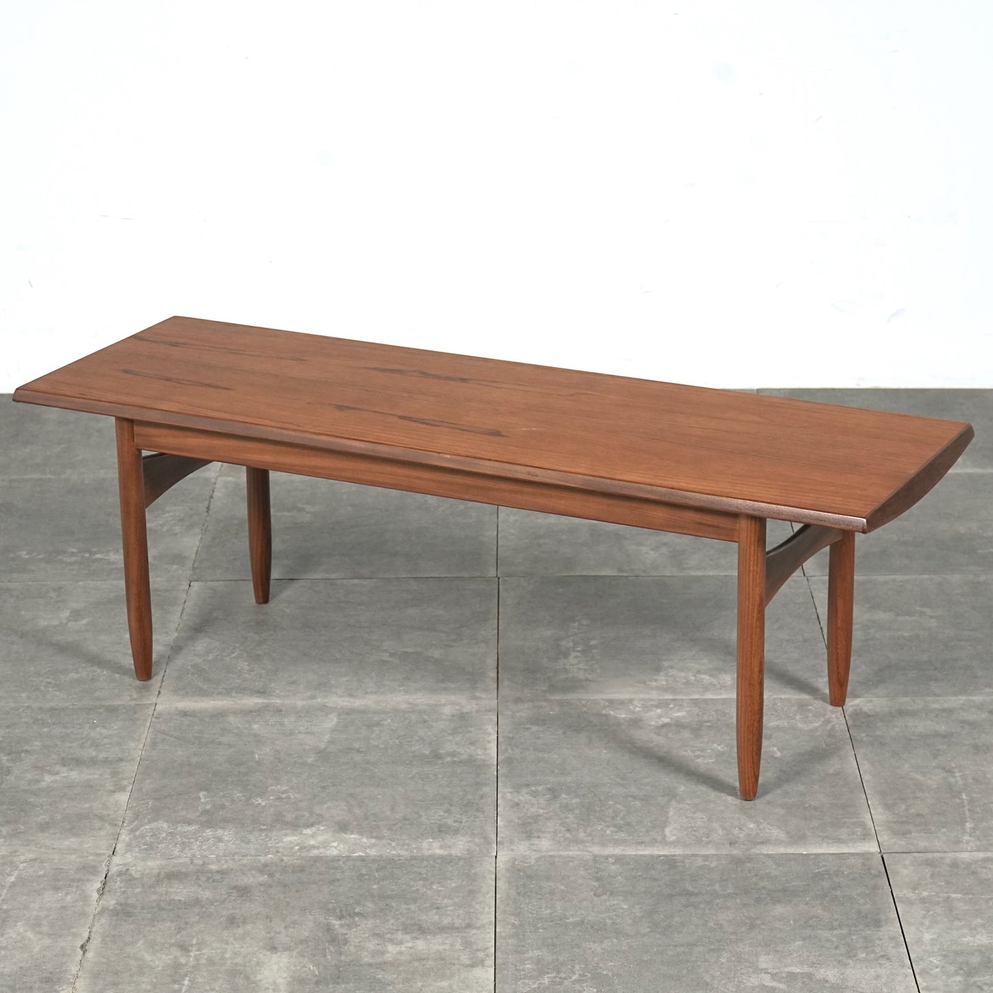 イギリスヴィンテージ ローテーブル