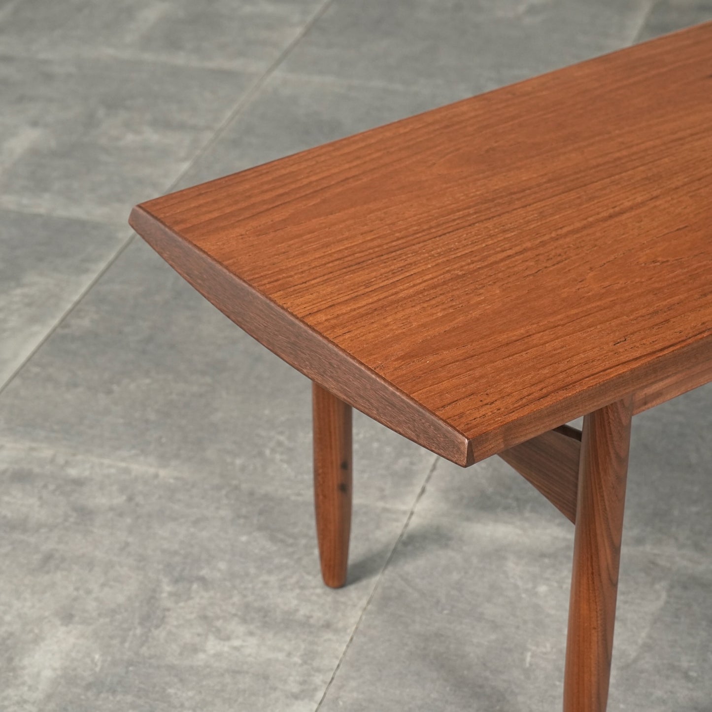 イギリスヴィンテージ ローテーブル