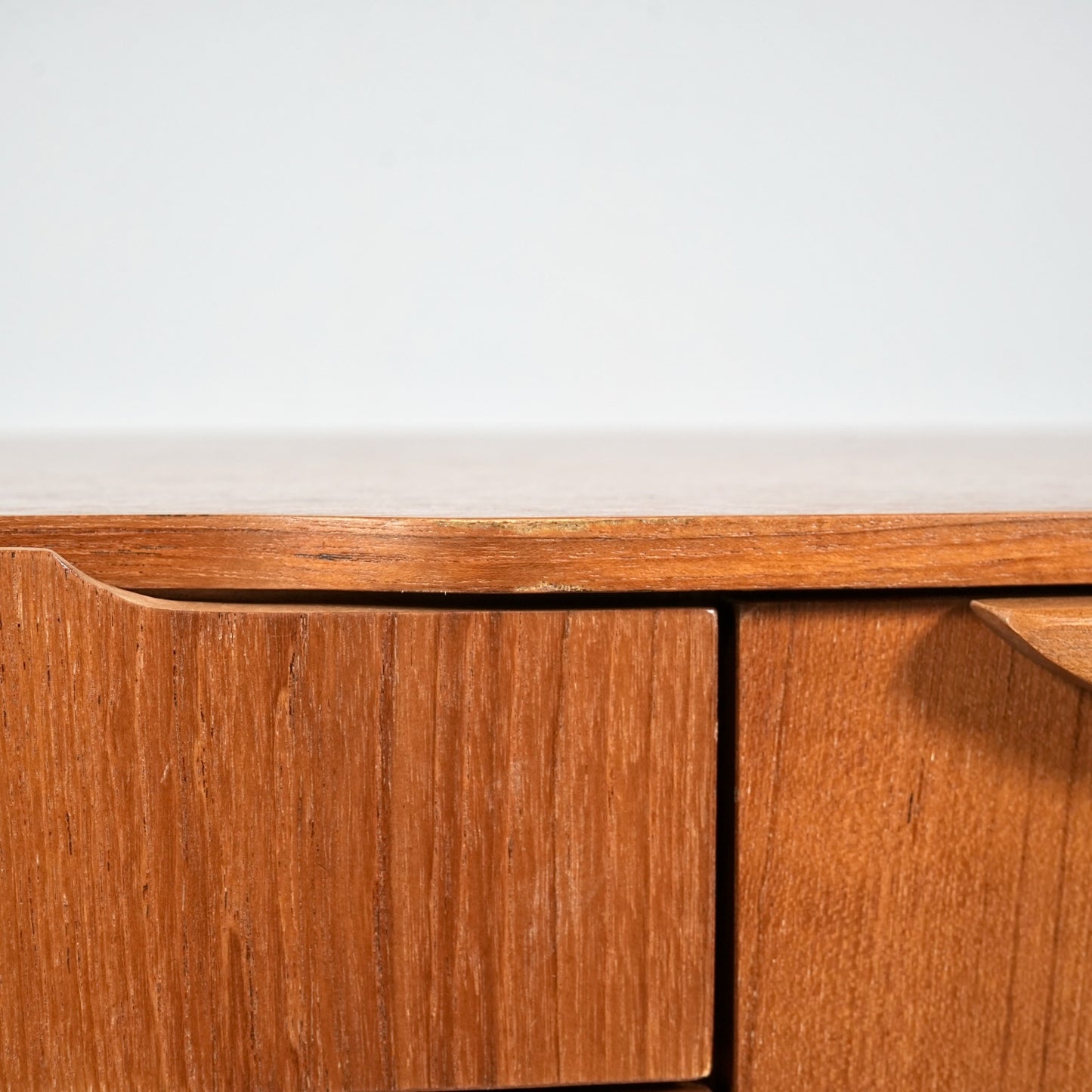 【Beautility】ヴィンテージ サイドボード