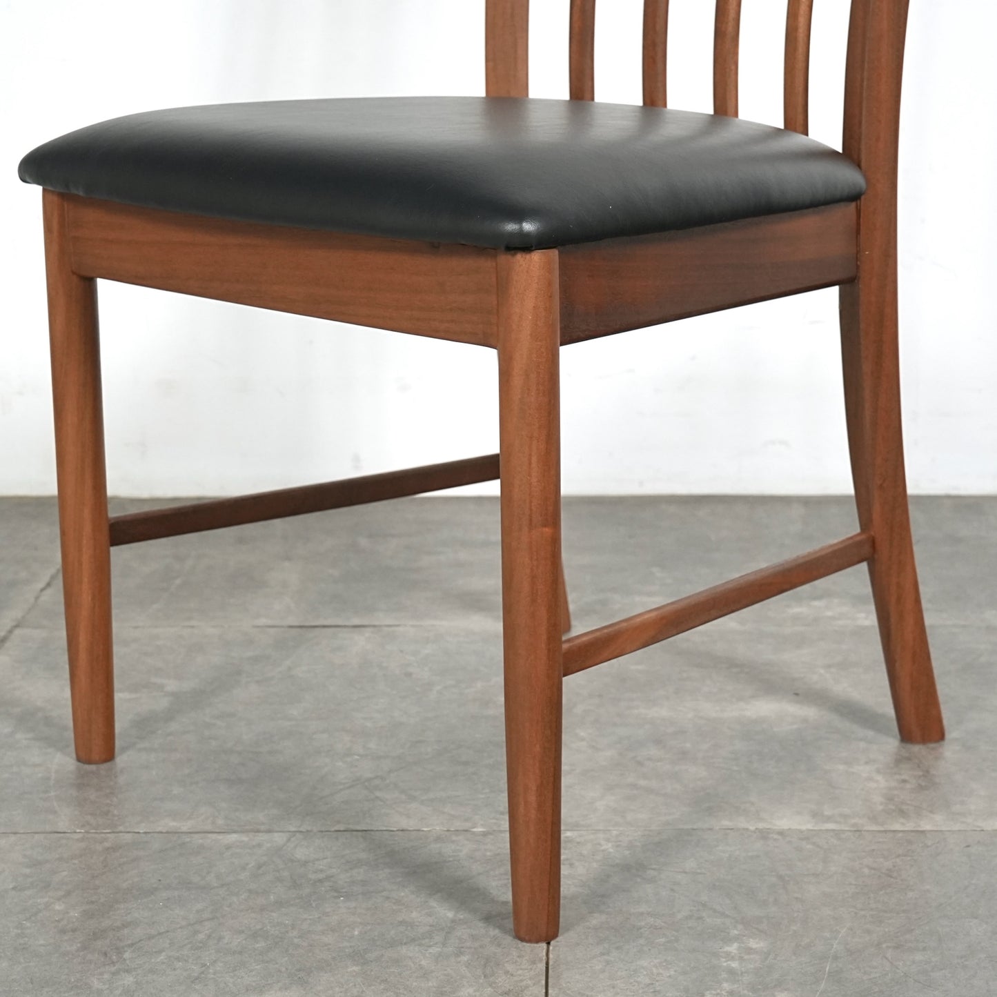 【A.H.McINTOSH】ヴィンテージ ダイニングチェア【張替済】