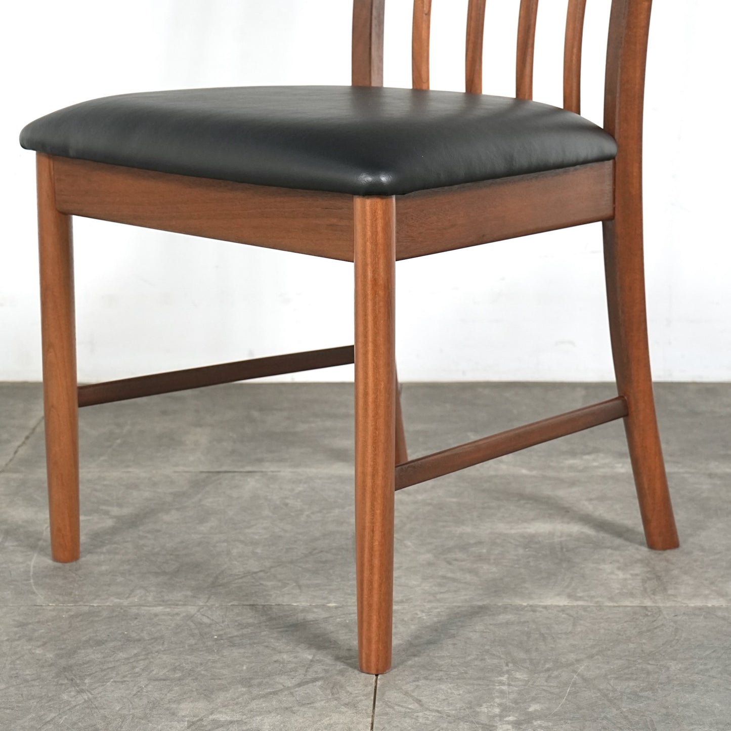 【A.H.McINTOSH】ヴィンテージ ダイニングチェア【張替済】