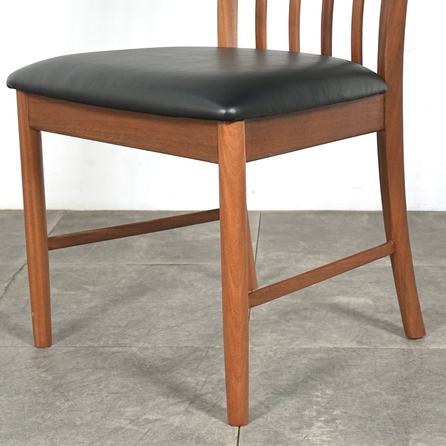 【A.H.McINTOSH】ヴィンテージ ダイニングチェア【張替済】