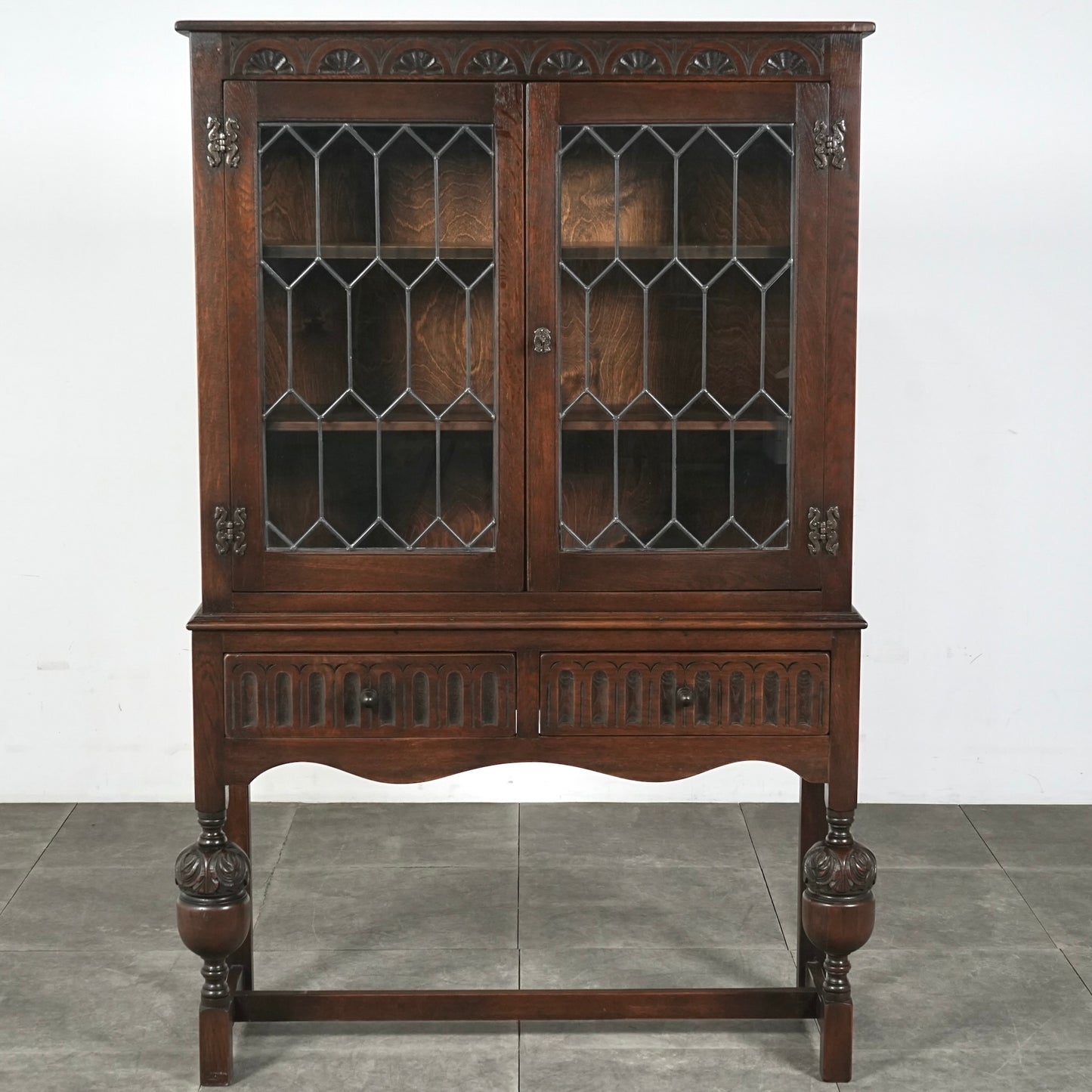 【JAYCEE FURNITURE】ヴィンテージ ガラスキャビネット