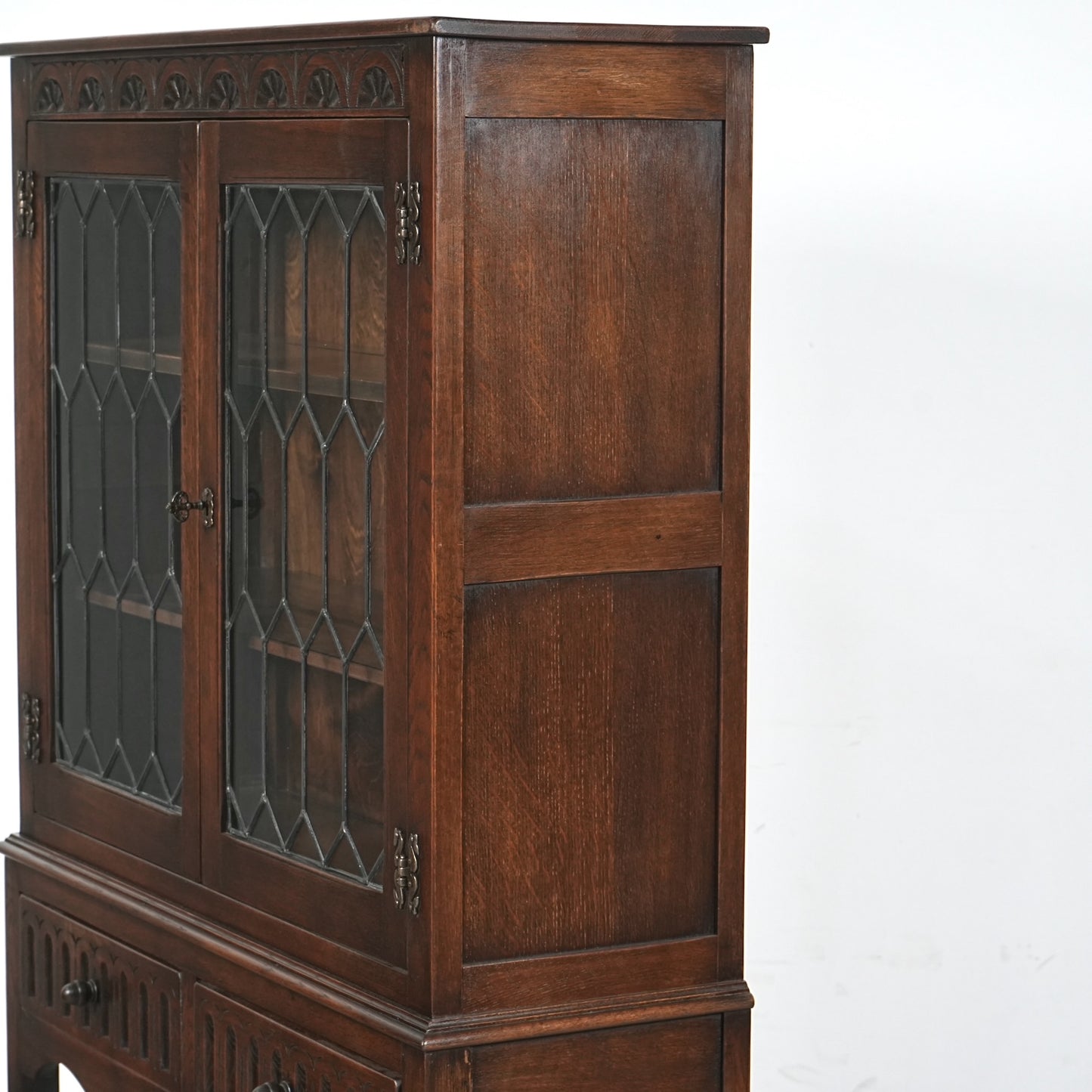 【JAYCEE FURNITURE】ヴィンテージ ガラスキャビネット