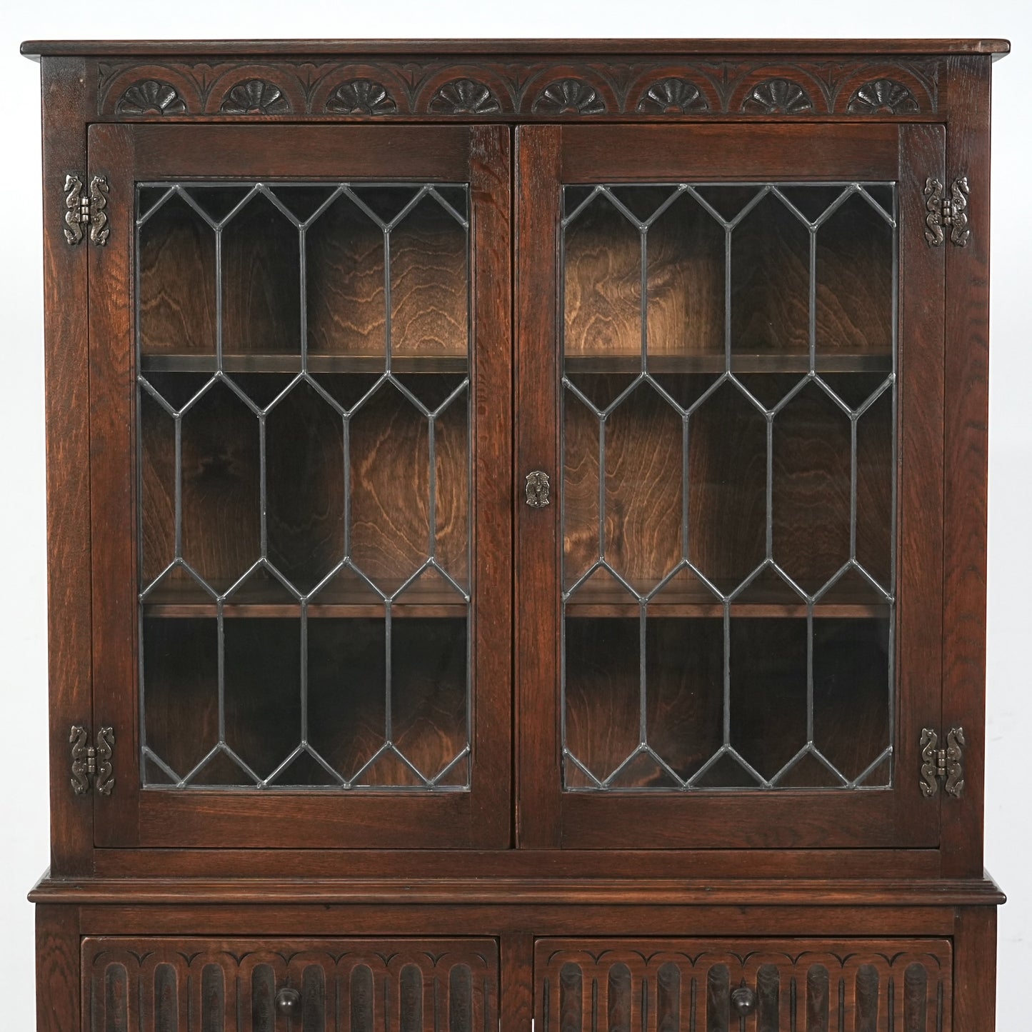 【JAYCEE FURNITURE】ヴィンテージ ガラスキャビネット